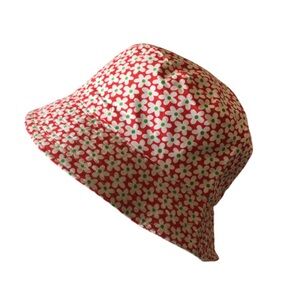 NWT Floral Reversible Bucket Hat. One Size